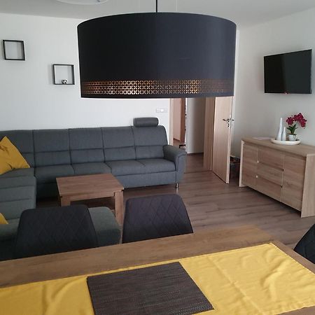 Novy Apartman V Arealu Wellness Hotelu Frymburk Extérieur photo
