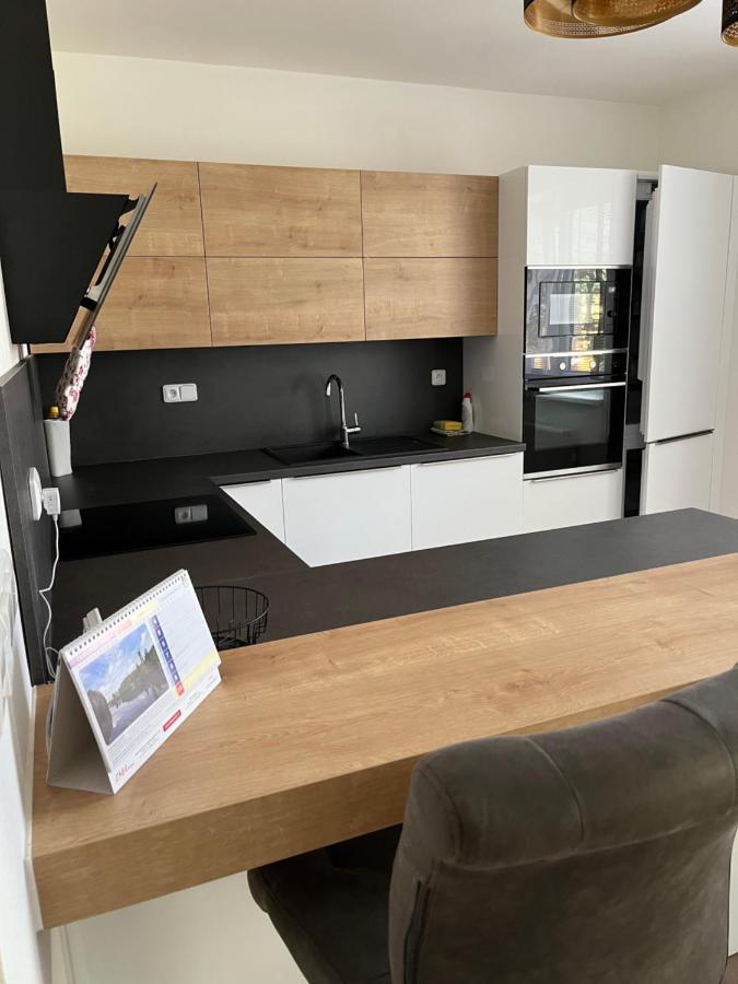 Novy Apartman V Arealu Wellness Hotelu Frymburk Extérieur photo