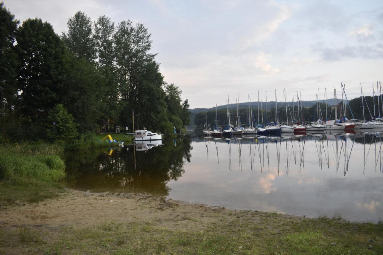 Novy Apartman V Arealu Wellness Hotelu Frymburk Extérieur photo